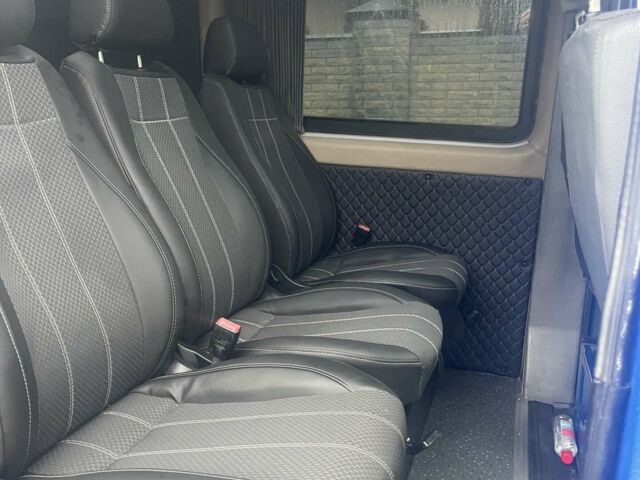 Синій Мерседес Sprinter, об'ємом двигуна 2.2 л та пробігом 387 тис. км за 8400 $, фото 1 на Automoto.ua