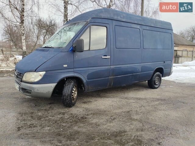Синий Мерседес Sprinter, объемом двигателя 2.15 л и пробегом 487 тыс. км за 5500 $, фото 1 на Automoto.ua