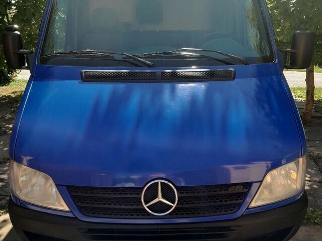 Синій Мерседес Sprinter, об'ємом двигуна 2.15 л та пробігом 500 тис. км за 8000 $, фото 1 на Automoto.ua
