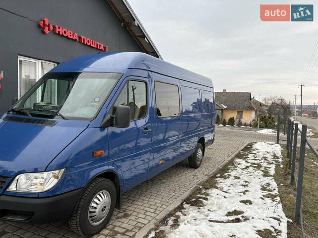 Синий Мерседес Sprinter, объемом двигателя 2.7 л и пробегом 455 тыс. км за 10499 $, фото 1 на Automoto.ua