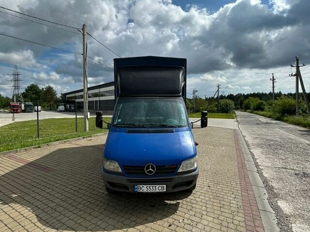 Синий Мерседес Sprinter, объемом двигателя 2.15 л и пробегом 969 тыс. км за 9999 $, фото 1 на Automoto.ua