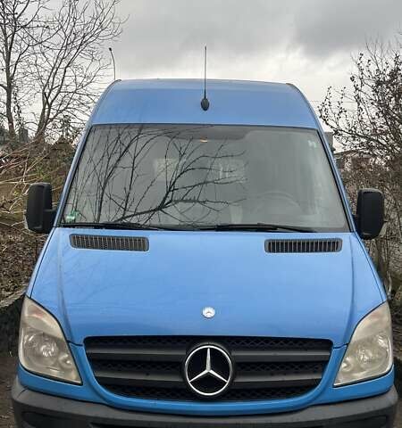 Синій Мерседес Sprinter, об'ємом двигуна 2.1 л та пробігом 445 тис. км за 8000 $, фото 1 на Automoto.ua