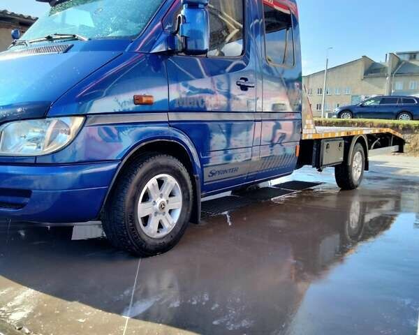 Синий Мерседес Sprinter, объемом двигателя 2.7 л и пробегом 263 тыс. км за 24500 $, фото 1 на Automoto.ua