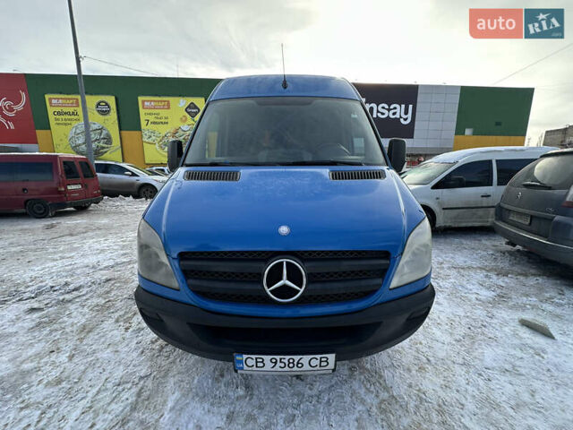 Синий Мерседес Sprinter, объемом двигателя 2.15 л и пробегом 506 тыс. км за 11000 $, фото 1 на Automoto.ua