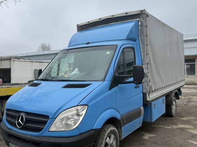 Синий Мерседес Sprinter, объемом двигателя 2.1 л и пробегом 420 тыс. км за 12500 $, фото 1 на Automoto.ua