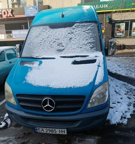 Синий Мерседес Sprinter, объемом двигателя 2.1 л и пробегом 252 тыс. км за 9500 $, фото 1 на Automoto.ua