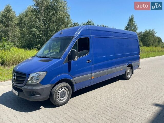 Синий Мерседес Sprinter, объемом двигателя 2.2 л и пробегом 502 тыс. км за 11700 $, фото 1 на Automoto.ua
