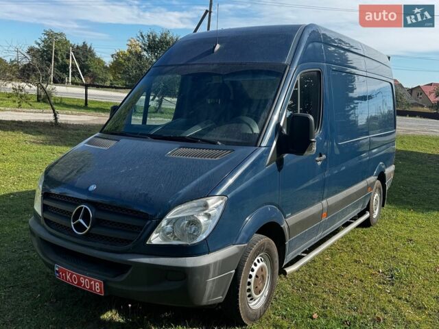 Синий Мерседес Sprinter, объемом двигателя 2.2 л и пробегом 275 тыс. км за 15299 $, фото 1 на Automoto.ua