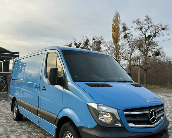 Синій Мерседес Sprinter, об'ємом двигуна 2.2 л та пробігом 220 тис. км за 18000 $, фото 1 на Automoto.ua