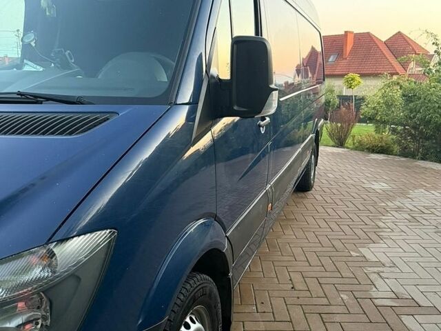 Синий Мерседес Sprinter, объемом двигателя 2.14 л и пробегом 201 тыс. км за 15552 $, фото 1 на Automoto.ua