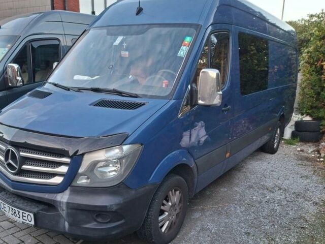 Синій Мерседес Sprinter, об'ємом двигуна 2.1 л та пробігом 330 тис. км за 39661 $, фото 1 на Automoto.ua