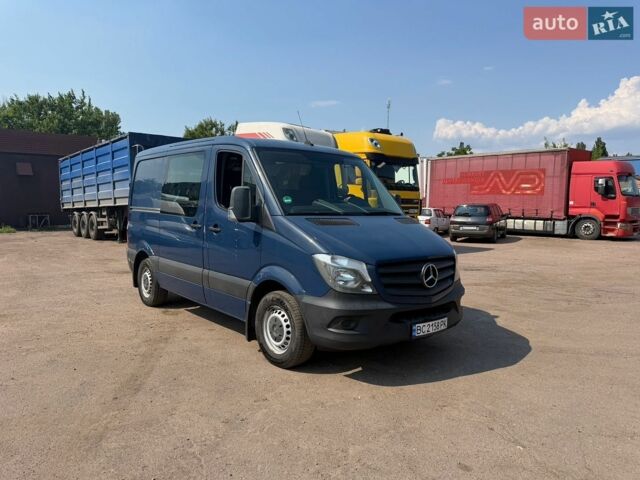 Синий Мерседес Sprinter, объемом двигателя 2.14 л и пробегом 375 тыс. км за 15900 $, фото 1 на Automoto.ua