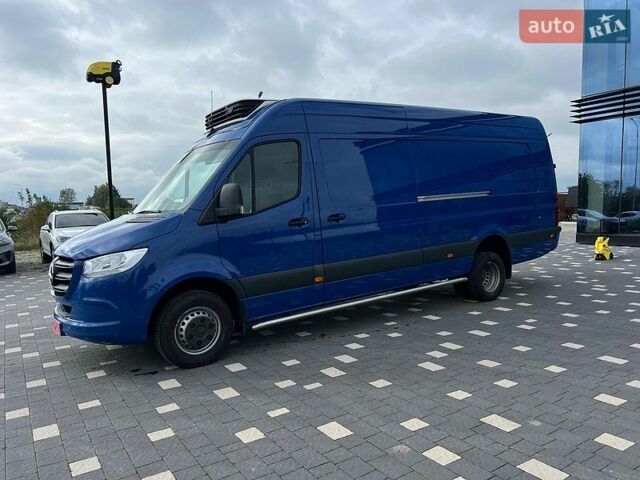Синий Мерседес Sprinter, объемом двигателя 3 л и пробегом 202 тыс. км за 56700 $, фото 1 на Automoto.ua