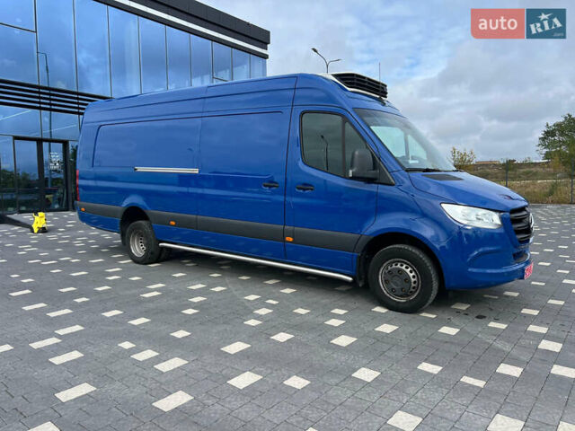 Синий Мерседес Sprinter, объемом двигателя 3 л и пробегом 202 тыс. км за 58999 $, фото 1 на Automoto.ua
