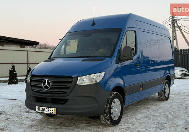 Синій Мерседес Sprinter, об'ємом двигуна 2.14 л та пробігом 238 тис. км за 24700 $, фото 1 на Automoto.ua