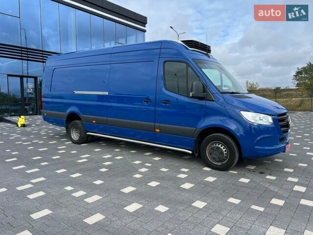 Синий Мерседес Sprinter, объемом двигателя 3 л и пробегом 202 тыс. км за 58500 $, фото 1 на Automoto.ua