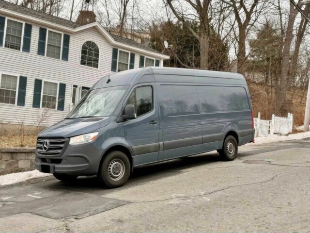 Синій Мерседес Sprinter, об'ємом двигуна 3 л та пробігом 33 тис. км за 12500 $, фото 1 на Automoto.ua