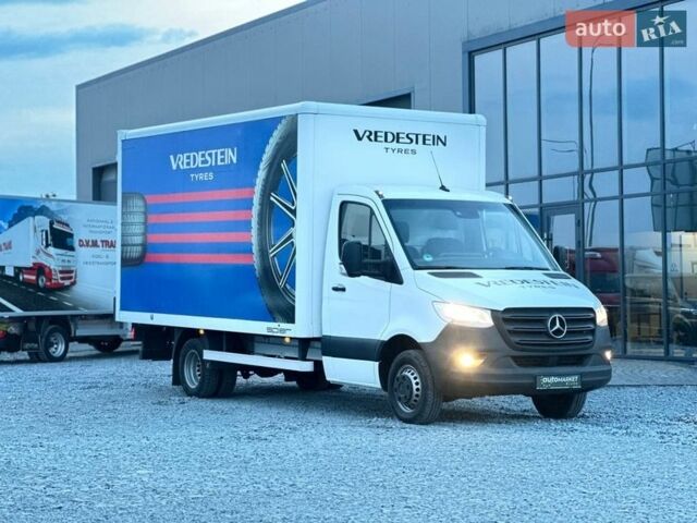 Синий Мерседес Sprinter, объемом двигателя 2.2 л и пробегом 180 тыс. км за 30900 $, фото 1 на Automoto.ua