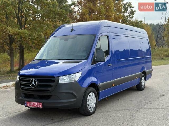 Синий Мерседес Sprinter, объемом двигателя 2.2 л и пробегом 251 тыс. км за 24250 $, фото 1 на Automoto.ua