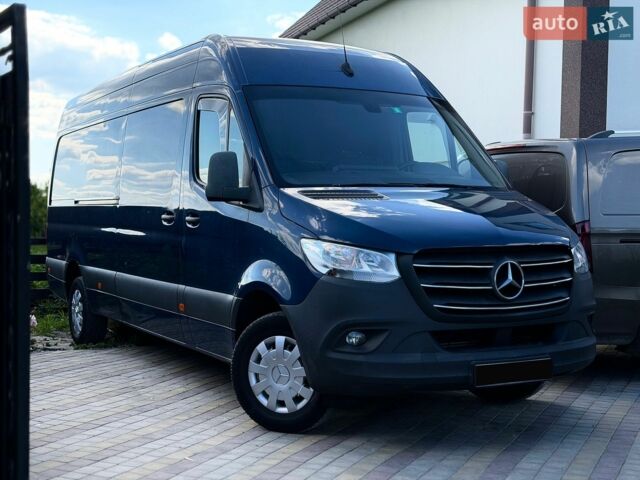 Синий Мерседес Sprinter, объемом двигателя 2.2 л и пробегом 335 тыс. км за 21000 $, фото 1 на Automoto.ua