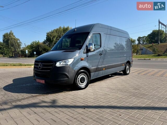 Синий Мерседес Sprinter, объемом двигателя 2.2 л и пробегом 148 тыс. км за 24997 $, фото 1 на Automoto.ua