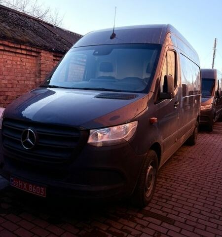 Синий Мерседес Sprinter, объемом двигателя 2.2 л и пробегом 112 тыс. км за 18999 $, фото 1 на Automoto.ua