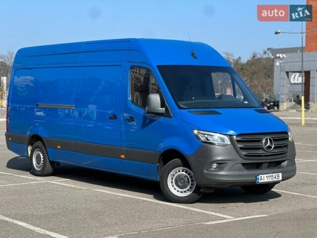 Синій Мерседес Sprinter, об'ємом двигуна 1.95 л та пробігом 301 тис. км за 28500 $, фото 1 на Automoto.ua