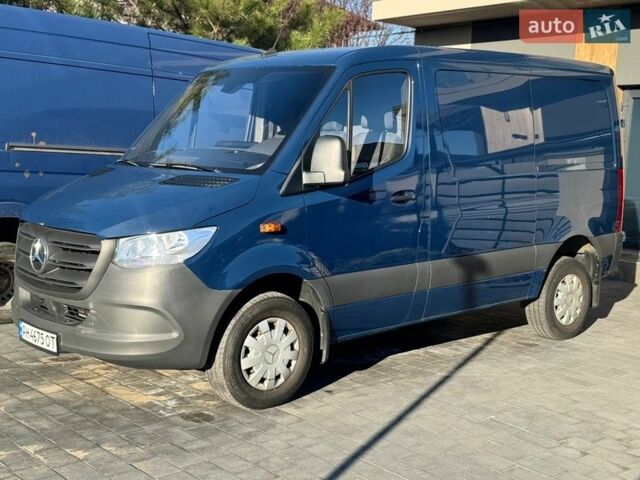 Синий Мерседес Sprinter, объемом двигателя 2.14 л и пробегом 37 тыс. км за 39000 $, фото 1 на Automoto.ua