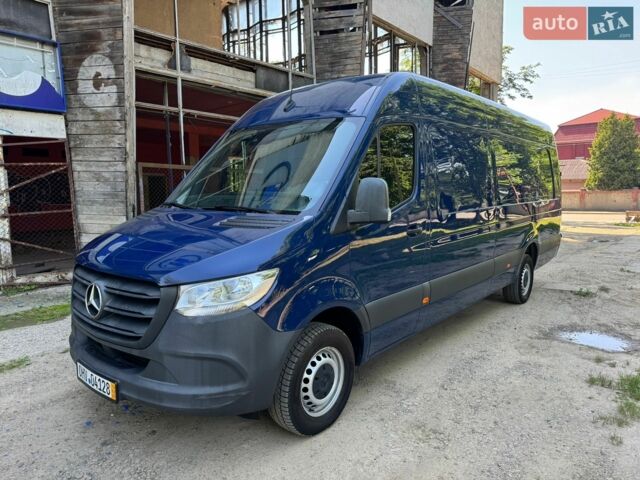 Синий Мерседес Sprinter, объемом двигателя 2 л и пробегом 286 тыс. км за 31400 $, фото 1 на Automoto.ua
