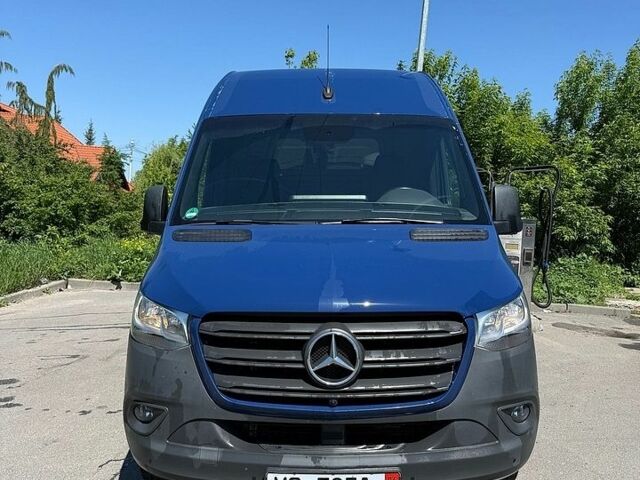 Синій Мерседес Sprinter, об'ємом двигуна 1.95 л та пробігом 205 тис. км за 36900 $, фото 1 на Automoto.ua