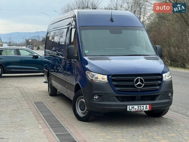 Синій Мерседес Sprinter, об'ємом двигуна 1.95 л та пробігом 221 тис. км за 34900 $, фото 1 на Automoto.ua