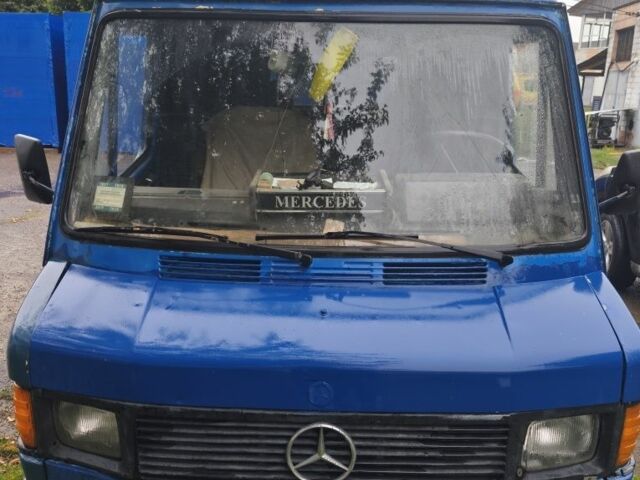 Мерседес Sprinter 1993 у Кицмане на Automoto.ua Синій Мерседес Sprinter, об'ємом двигуна 2.3 л та пробігом 500 тис. км за 1400 $, фото 1 на Automoto.ua