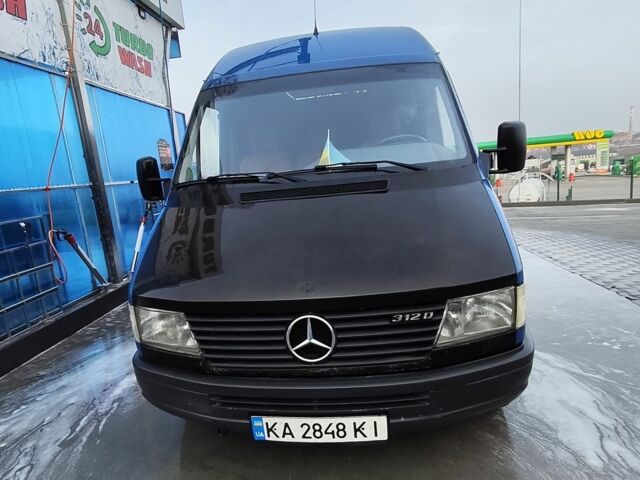 Синій Мерседес Sprinter, об'ємом двигуна 2.9 л та пробігом 495 тис. км за 6989 $, фото 1 на Automoto.ua