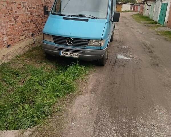 Синий Мерседес Sprinter, объемом двигателя 2.9 л и пробегом 234 тыс. км за 5900 $, фото 1 на Automoto.ua