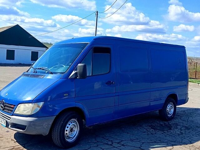 Синій Мерседес Sprinter, об'ємом двигуна 2.1 л та пробігом 480 тис. км за 6300 $, фото 1 на Automoto.ua