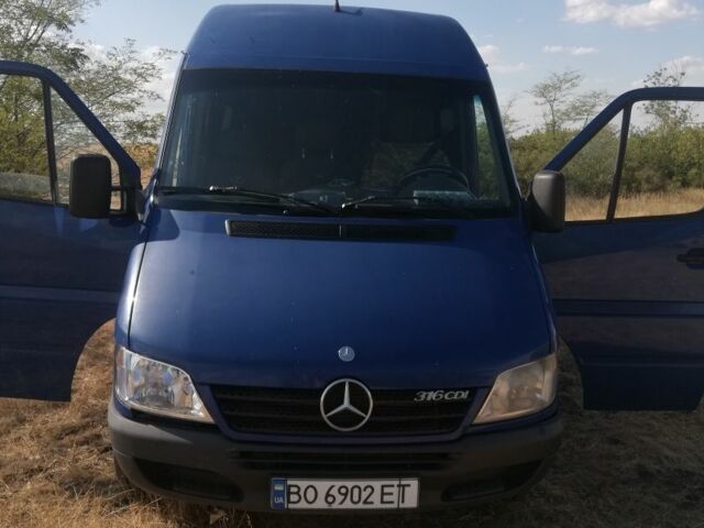 Синий Мерседес Sprinter, объемом двигателя 2.7 л и пробегом 381 тыс. км за 8200 $, фото 1 на Automoto.ua