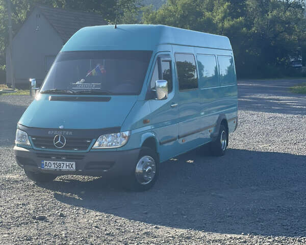Синій Мерседес Sprinter, об'ємом двигуна 2.69 л та пробігом 370 тис. км за 16500 $, фото 1 на Automoto.ua