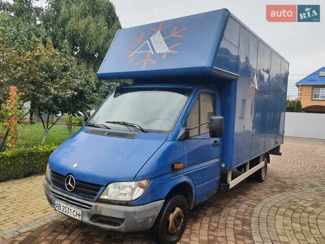 Синій Мерседес Sprinter, об'ємом двигуна 2.1 л та пробігом 349 тис. км за 7900 $, фото 1 на Automoto.ua