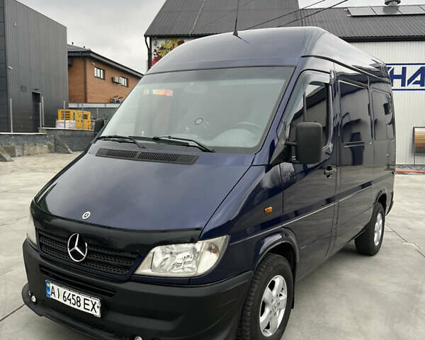 Синій Мерседес Sprinter, об'ємом двигуна 2.15 л та пробігом 540 тис. км за 8000 $, фото 1 на Automoto.ua