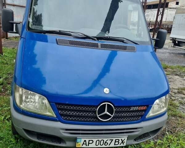 Синий Мерседес Sprinter, объемом двигателя 2.2 л и пробегом 740 тыс. км за 9000 $, фото 1 на Automoto.ua