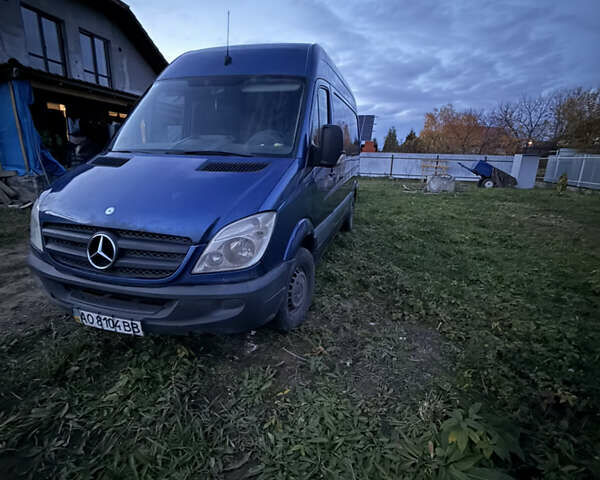 Синій Мерседес Sprinter, об'ємом двигуна 2.99 л та пробігом 450 тис. км за 12700 $, фото 1 на Automoto.ua
