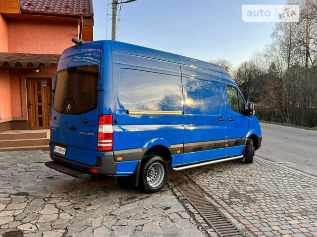 Синий Мерседес Sprinter, объемом двигателя 0 л и пробегом 296 тыс. км за 24900 $, фото 1 на Automoto.ua