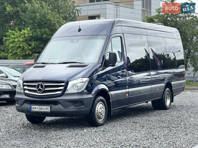 Синий Мерседес Sprinter, объемом двигателя 2.99 л и пробегом 388 тыс. км за 55000 $, фото 1 на Automoto.ua