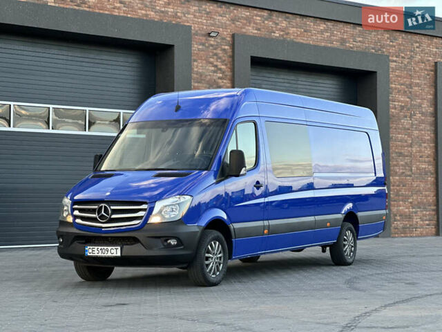 Синий Мерседес Sprinter, объемом двигателя 3 л и пробегом 351 тыс. км за 31600 $, фото 1 на Automoto.ua