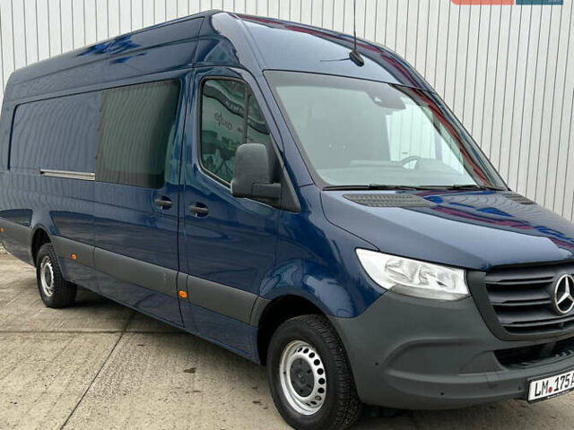 Синий Мерседес Sprinter, объемом двигателя 2.99 л и пробегом 230 тыс. км за 42761 $, фото 1 на Automoto.ua