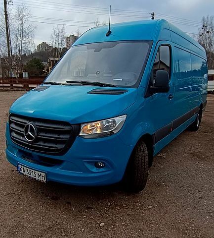 Синий Мерседес Sprinter, объемом двигателя 2.1 л и пробегом 237 тыс. км за 28000 $, фото 1 на Automoto.ua