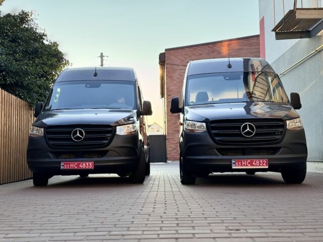 Синий Мерседес Sprinter, объемом двигателя 2.2 л и пробегом 146 тыс. км за 24735 $, фото 1 на Automoto.ua