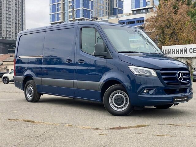 Синий Мерседес Sprinter, объемом двигателя 2 л и пробегом 190 тыс. км за 655 $, фото 1 на Automoto.ua