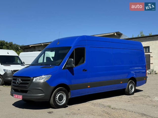 Синий Мерседес Sprinter, объемом двигателя 2.2 л и пробегом 197 тыс. км за 26900 $, фото 1 на Automoto.ua