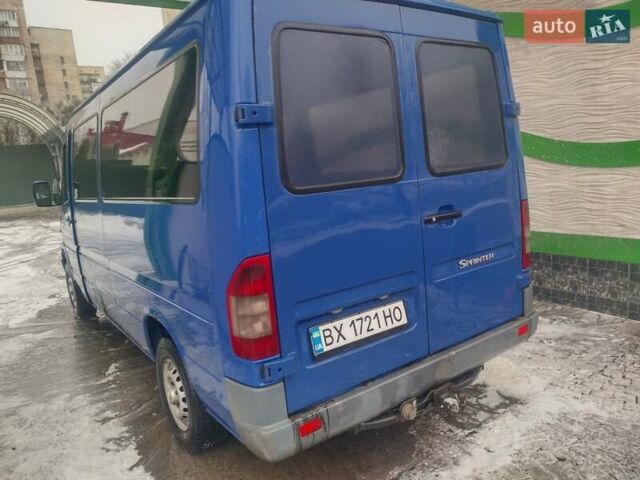 Синий Мерседес Sprinter, объемом двигателя 2.2 л и пробегом 555 тыс. км за 6300 $, фото 1 на Automoto.ua